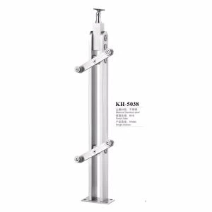 Ruostumattomasta teräksestä valmistettu portaikko